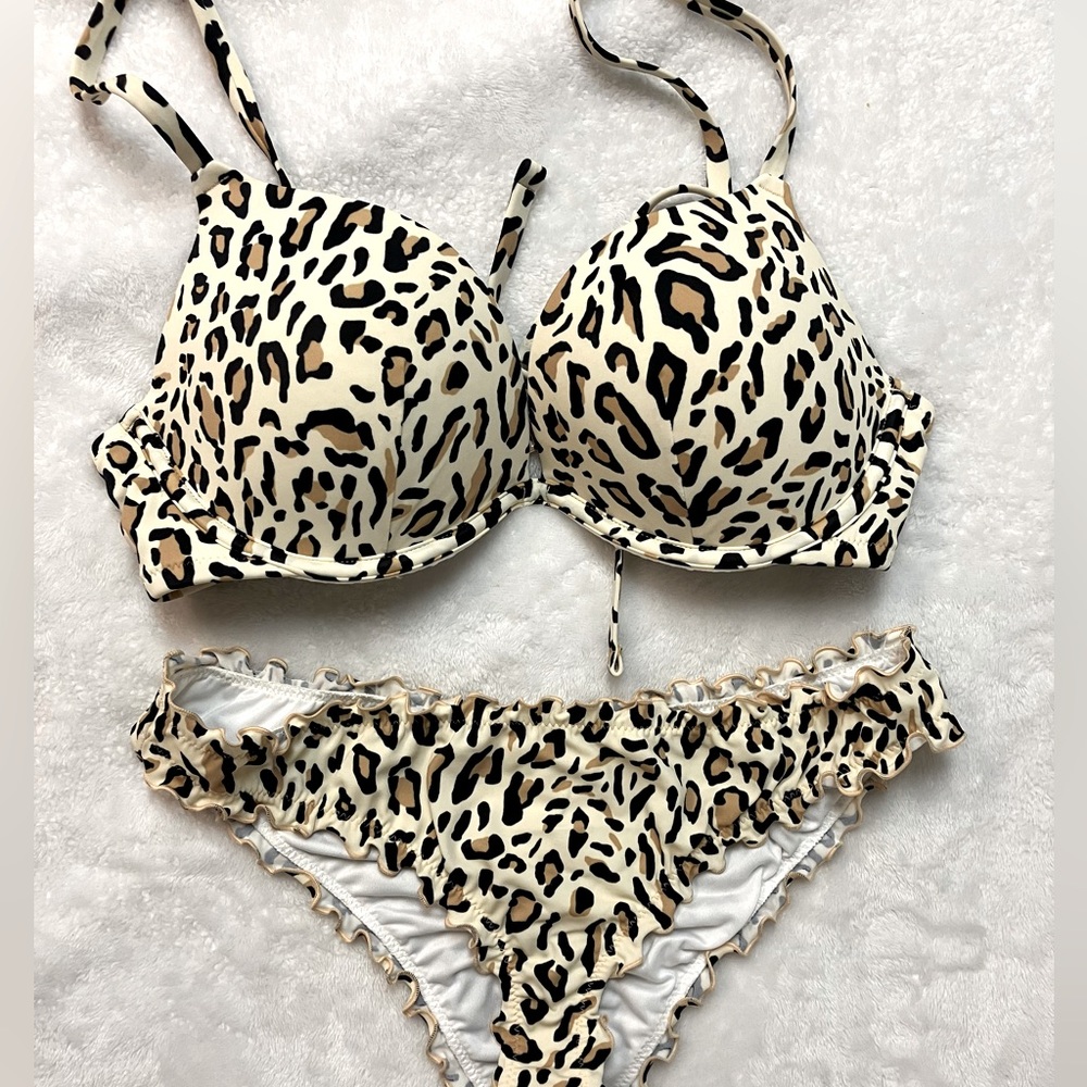Womens leopard print bikini